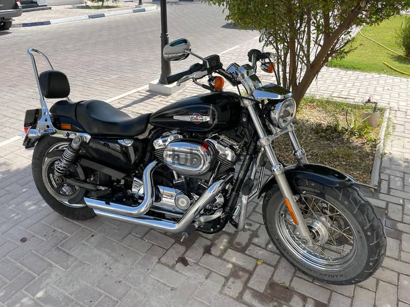 2017 black harley sportster going cheap only 5k km done valid istemara 1
