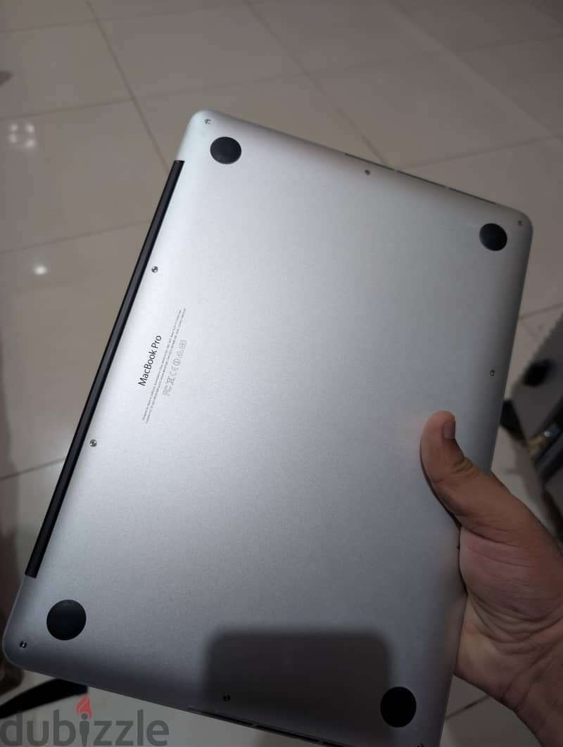 MacBook pro 13.3 inch Retina (2014-2015) 1