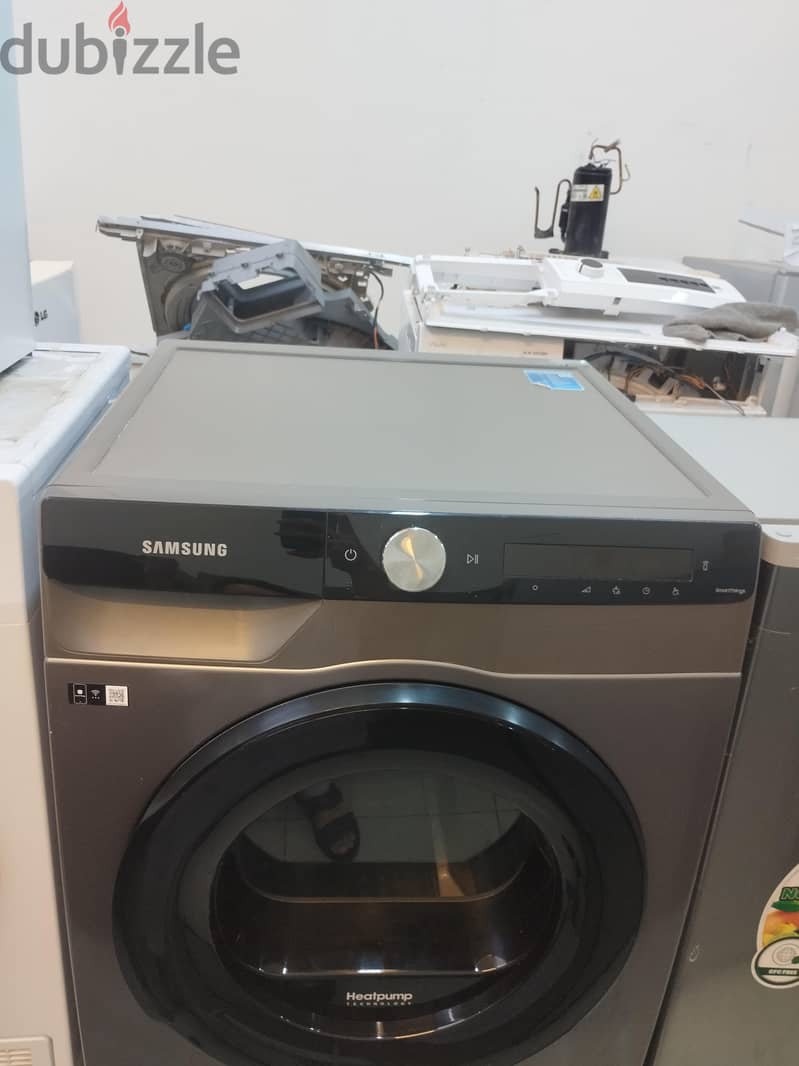 Samsung 9kg Wi-fi heat pump model dryer for sale Clean perfect item 2