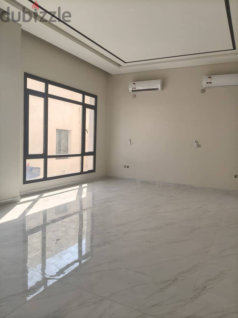 SPECIAL VILLA 7 BDR FULLY RENOVATED ANNEX MAJLIS 8
