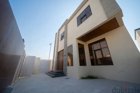 LUXURY VILLA 5 MASTER BDR  ELEGANT DESIGN