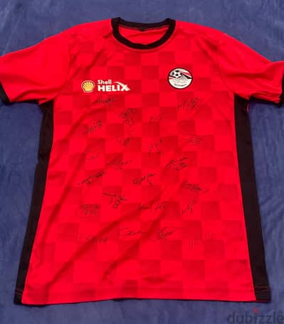 Egyptian football T-shirt signature. size: XL