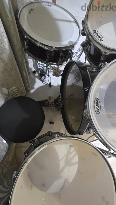 Tama Drum Set