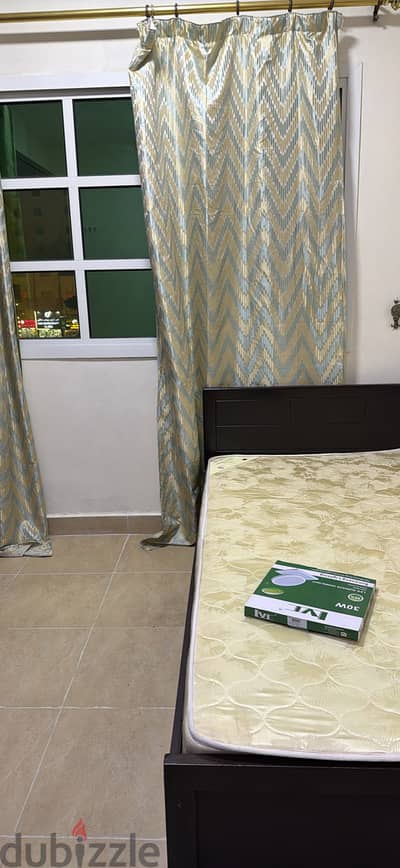 Room for Rent – Bin Mahmoud, Furnished,  Bachelor/Couple