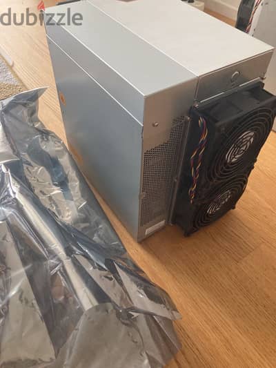 Bitmain Antminer Z15 Pro 840KSol ZCash ASIC