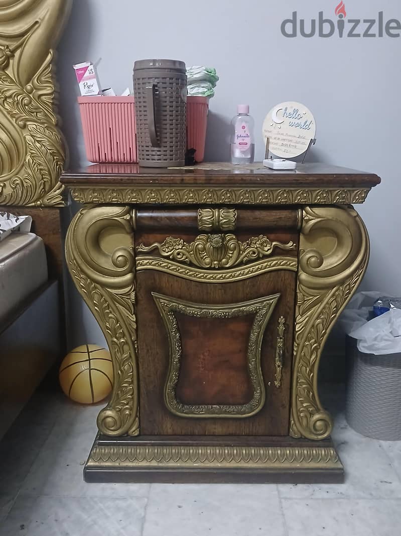 Master Size Room furniture selling in urgently 4