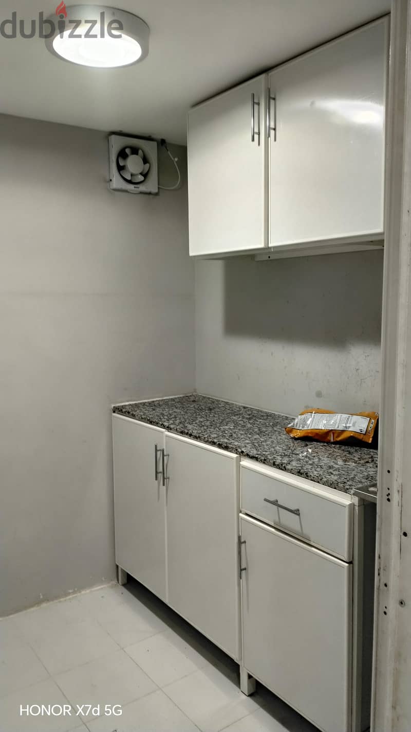 spacious Ibhk avilable for rent 2