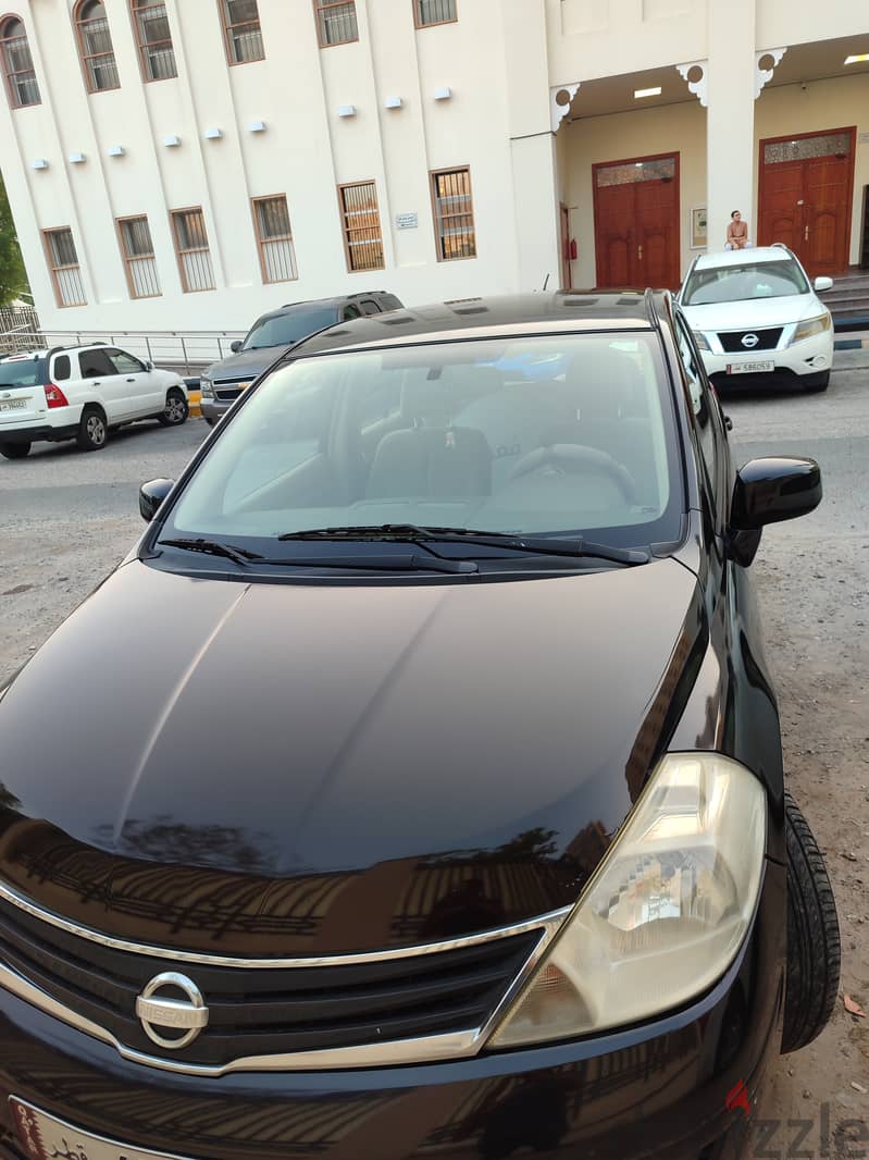 Nissan Tiida Hutchback for sale 2