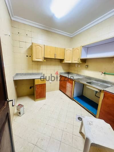 1 Room For Rent In Najma