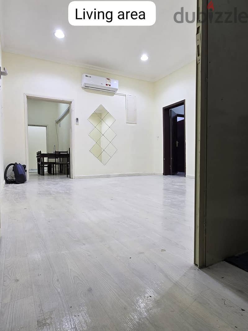 2bhk for rent in al wakhra 3