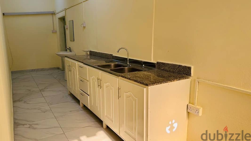 2bhk for rent in al wakhra 8