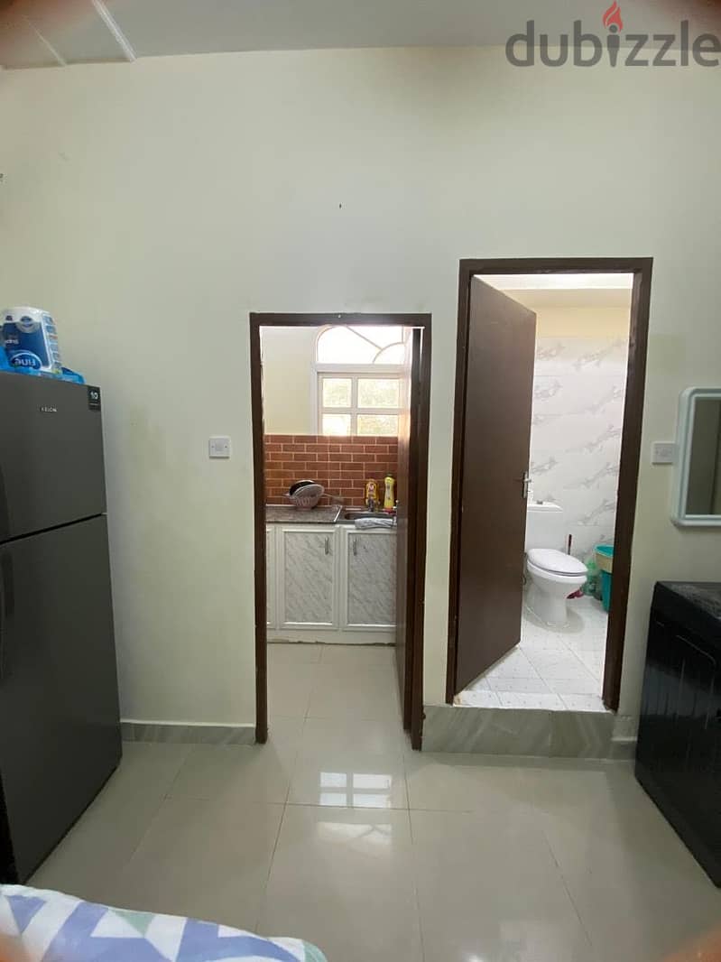 Furnished studio fr rent in near Ansar Gallery 2