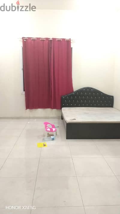 semi furnished studio avilable