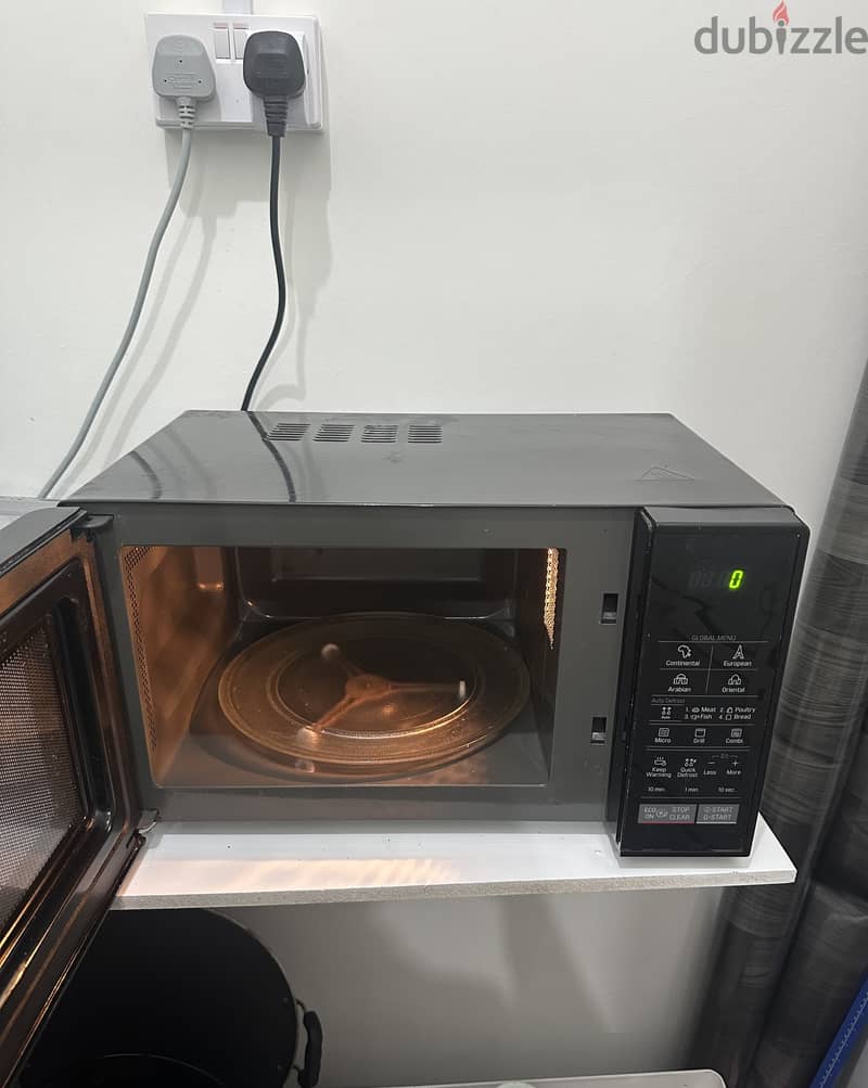 LG microwave 23 L 1