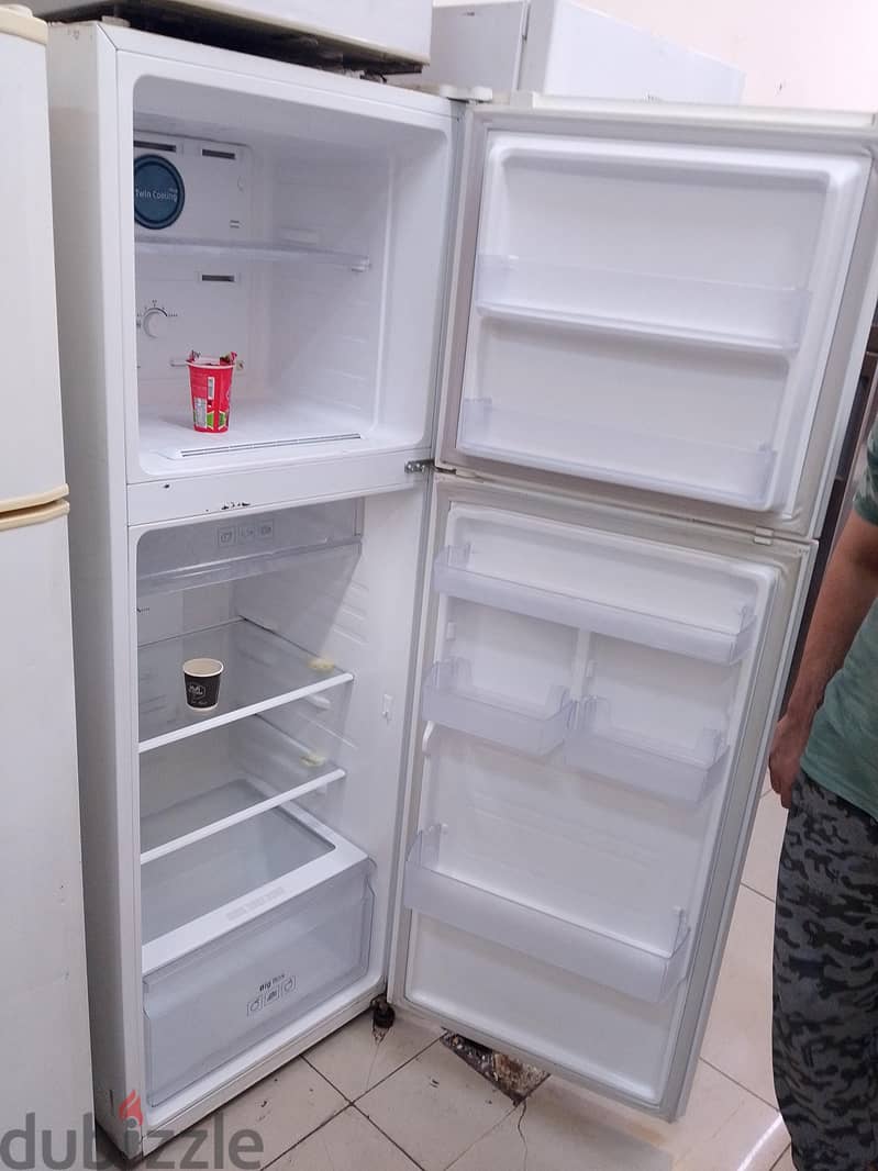 Samsung fridge for sale 2