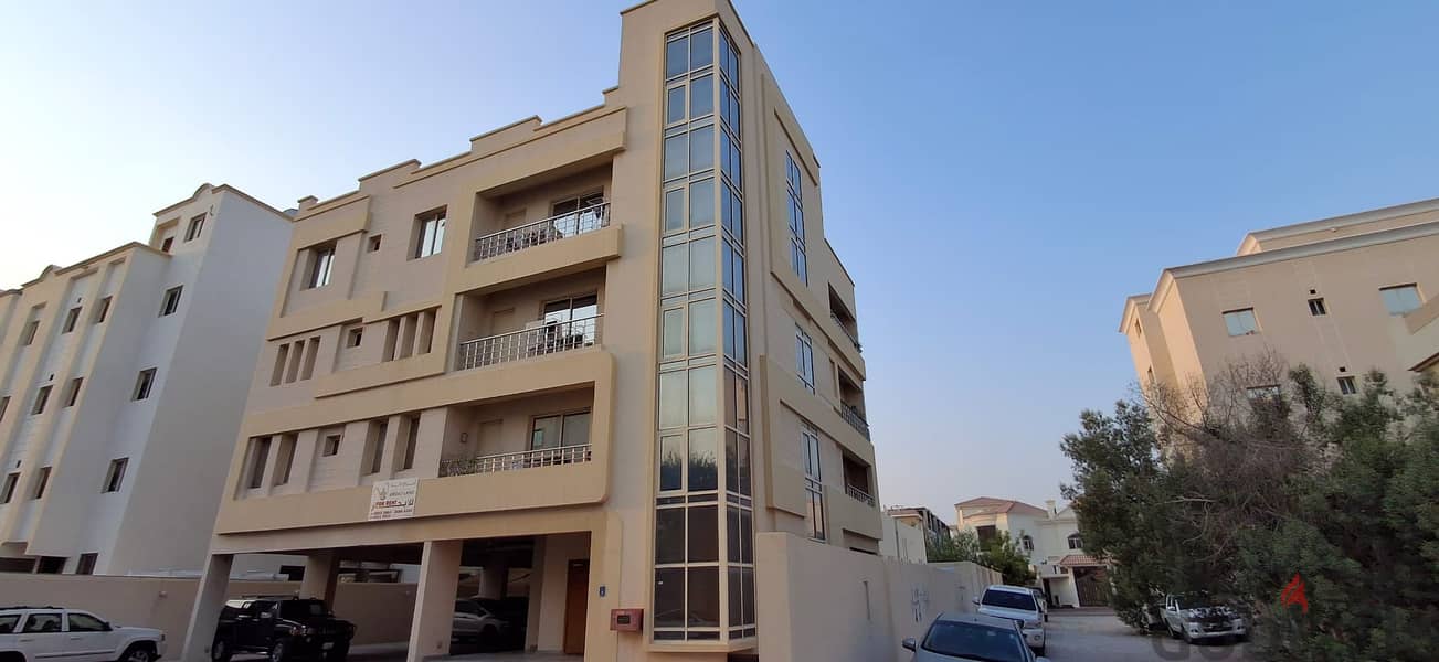 Apartments for rent in building in Al Wakra 3 bhk 2