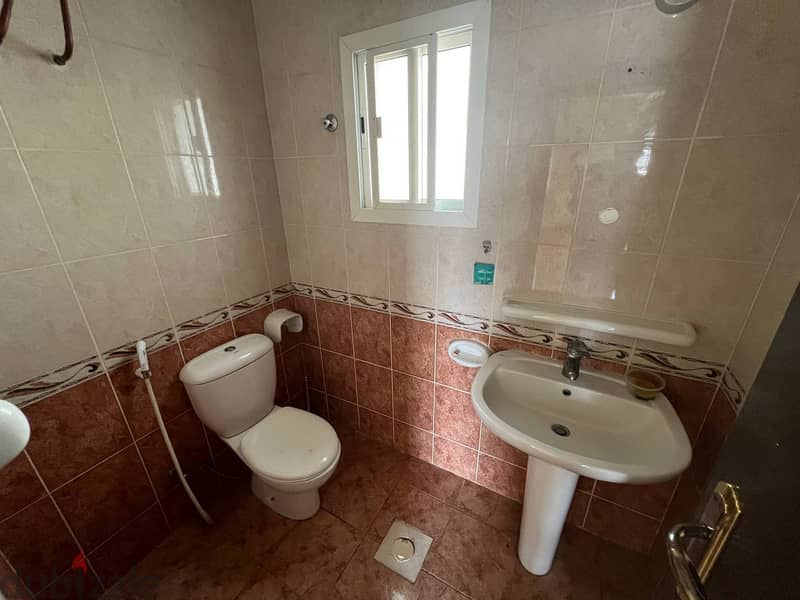 Apartments for rent for family in Bin Omran area. 2BHK 6