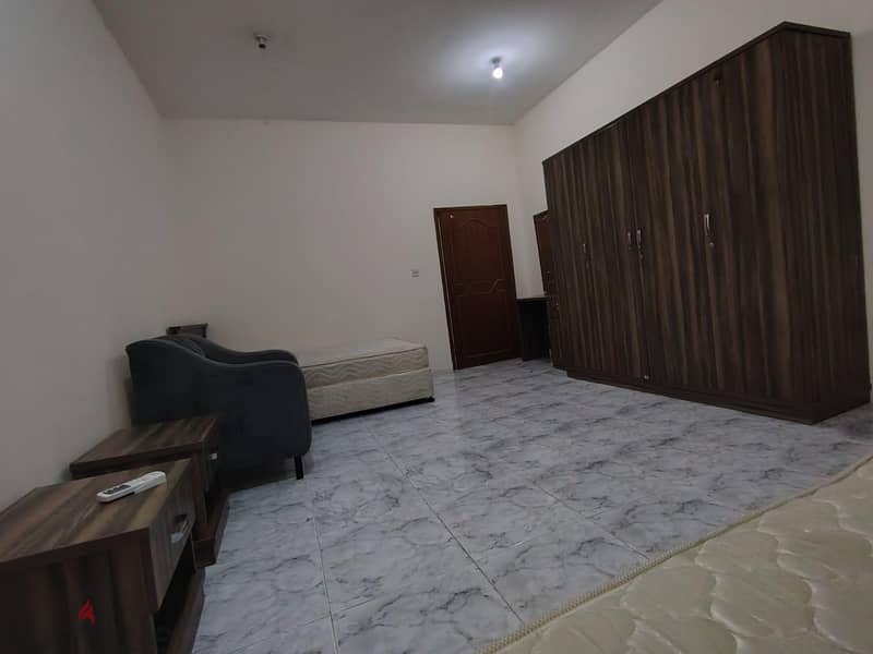 Executive bachelors rooms for rent 18