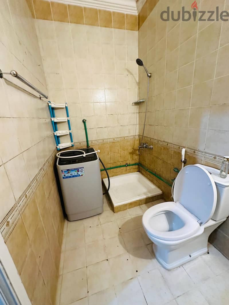 furnished family 1BHK mathar Qadeem QR3000 8