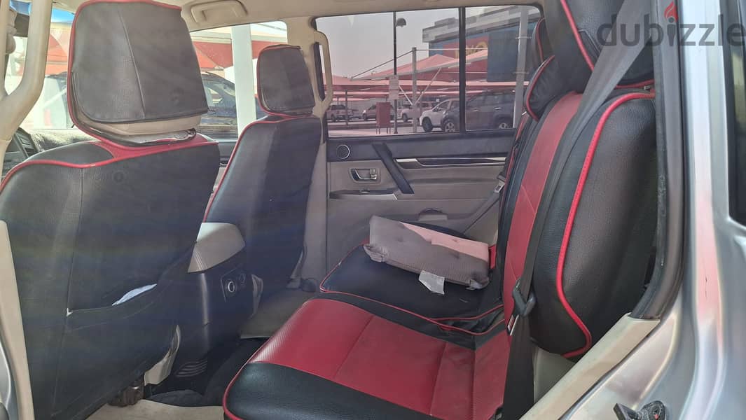 Mitsubishi Pajero 2012 V6 3