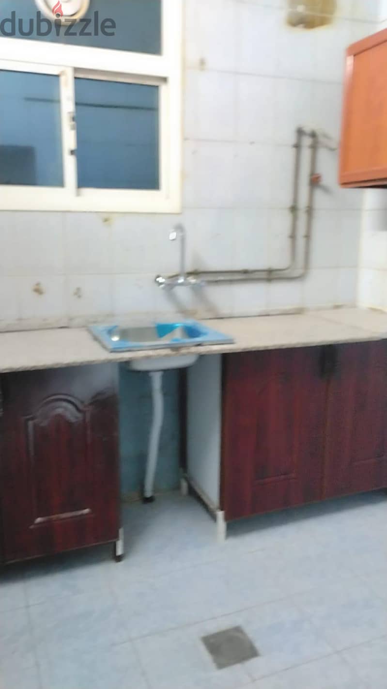 studio available for rent 4