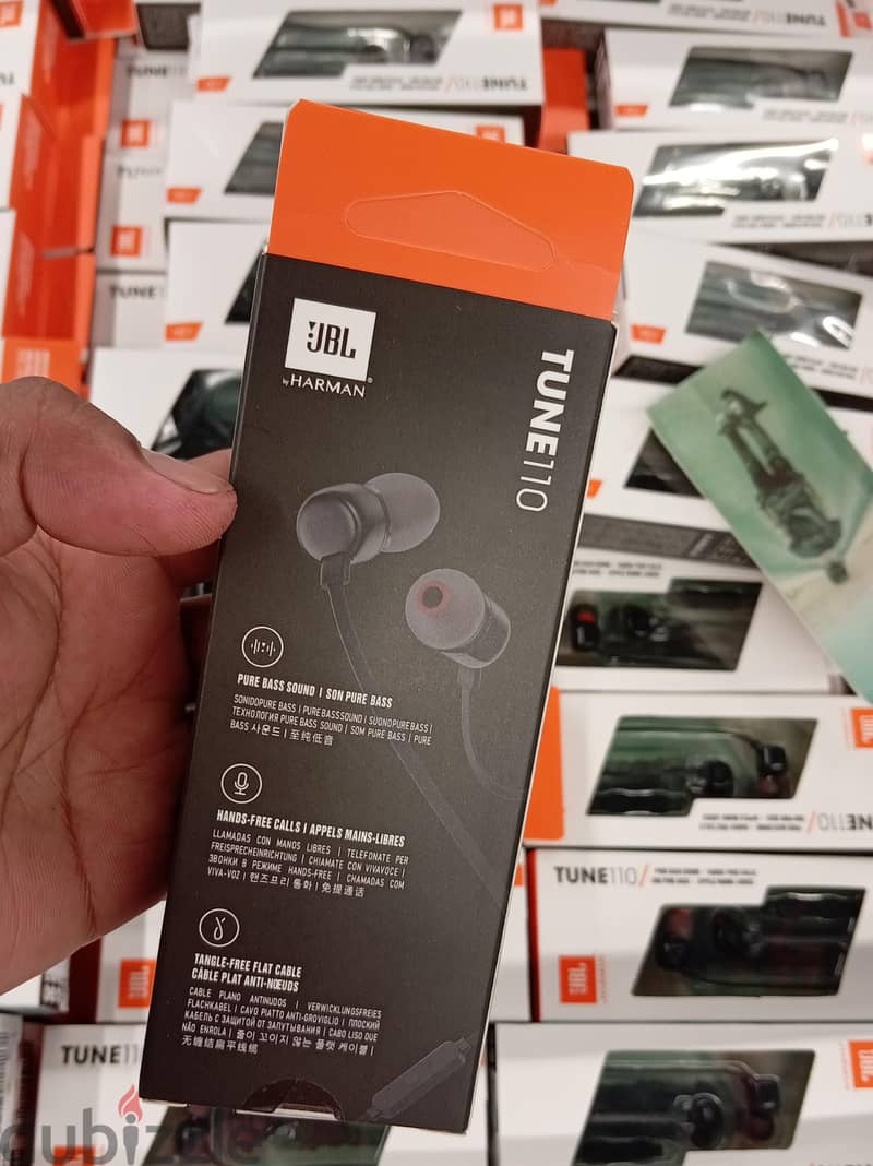 JBL TUNE 110 Original Wired Earphone - QAR 40 1