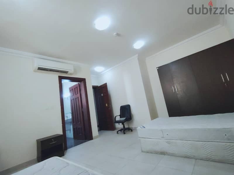 Executive bachelors rooms for rent 9