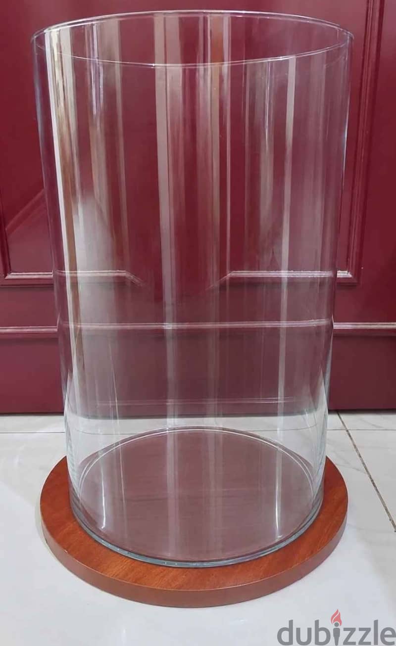 Big Cylinder Aquarium 1