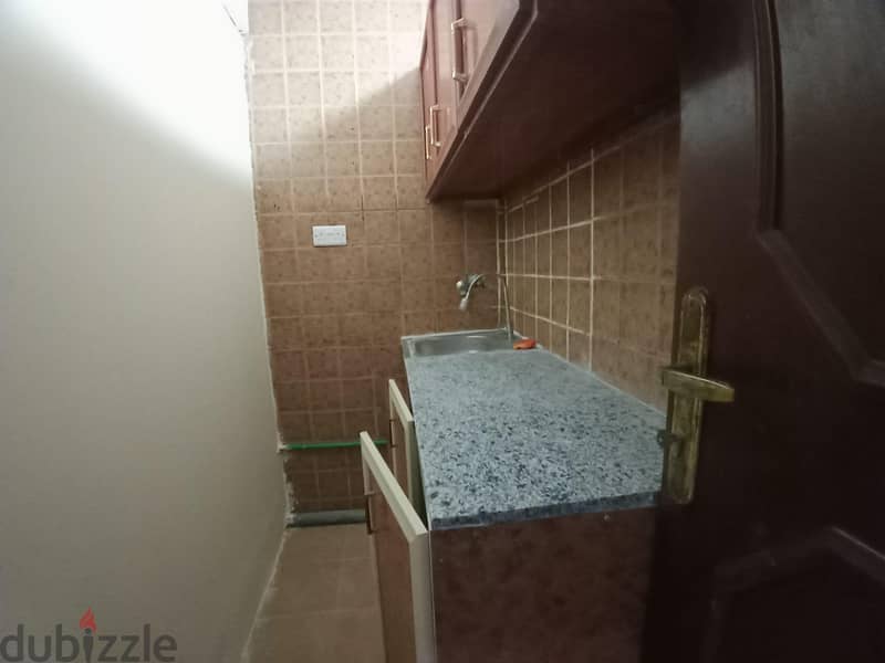 studio available bin Mahmoud near lulu 2