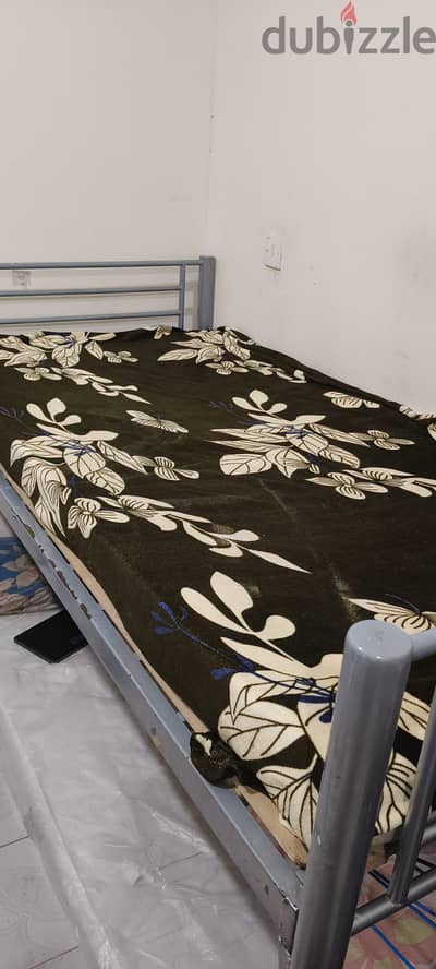 bedspace for batchlor male near lulu express 77786470