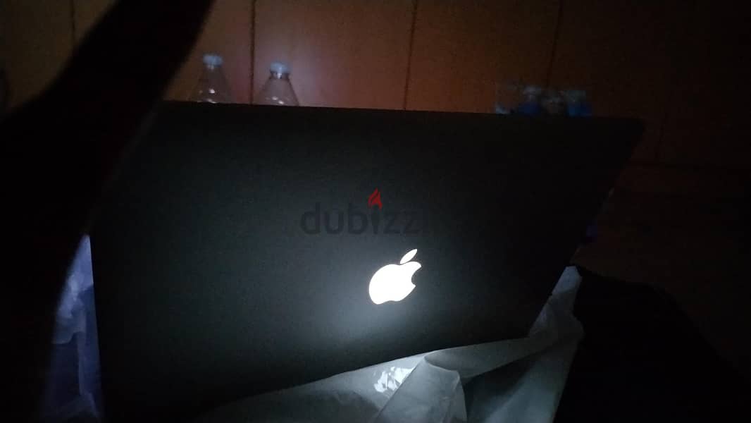 MacBook Pro 15 -inch 2015 i7 | 16GB RAM 256 GB SSD 7