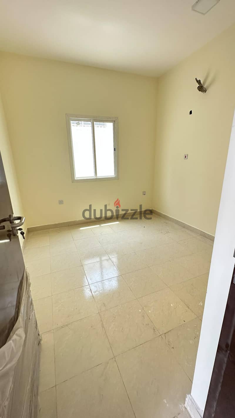 1300 Store For Rent 5