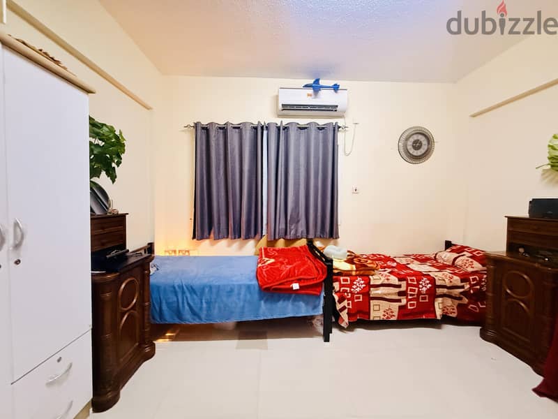 Fully furnished bedspace available for  3 months. 2