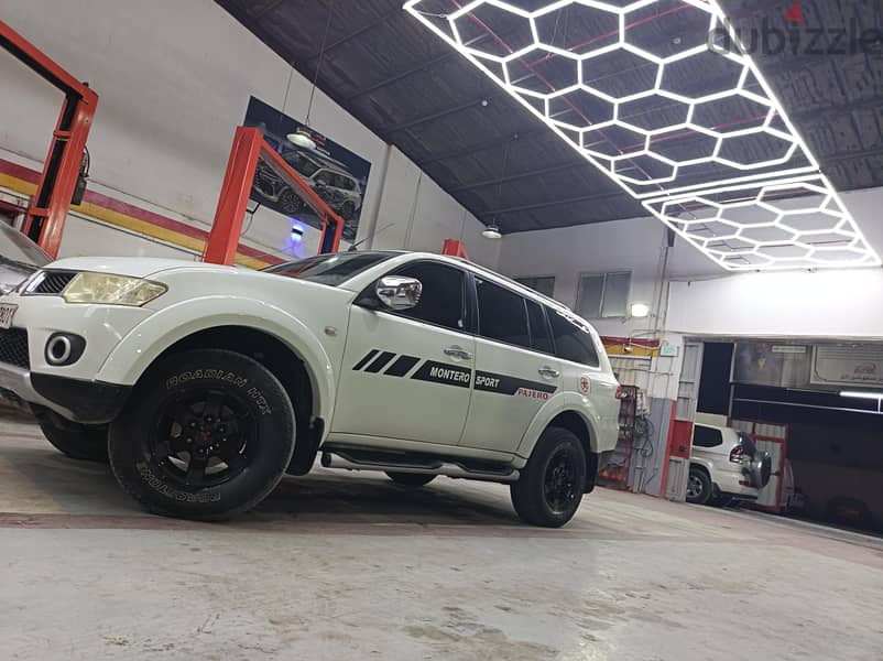 Mitsubishi Pajero Sport 2015 4