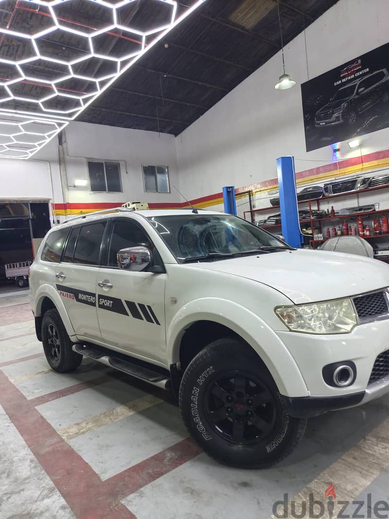 Mitsubishi Pajero Sport 2015 10