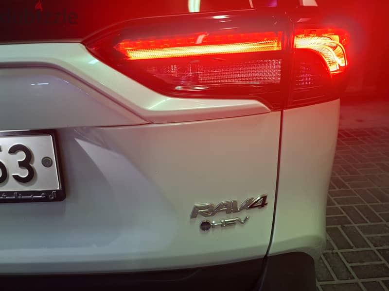 Toyota Rav 4 2025 6