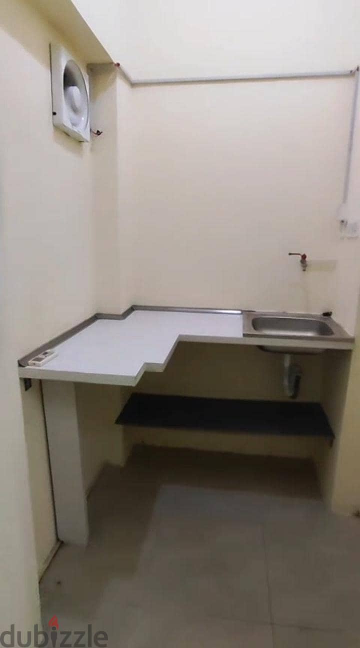studio avilable for rent 1