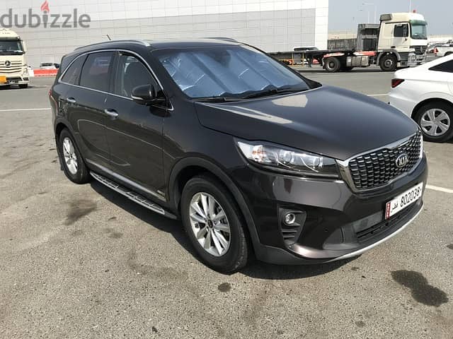 Exceptionally Maintained Low Mileage Kia Sorento 2019 model 2