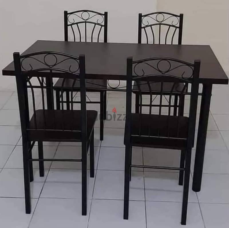 Dining table and chairs selling new. 30032896 4