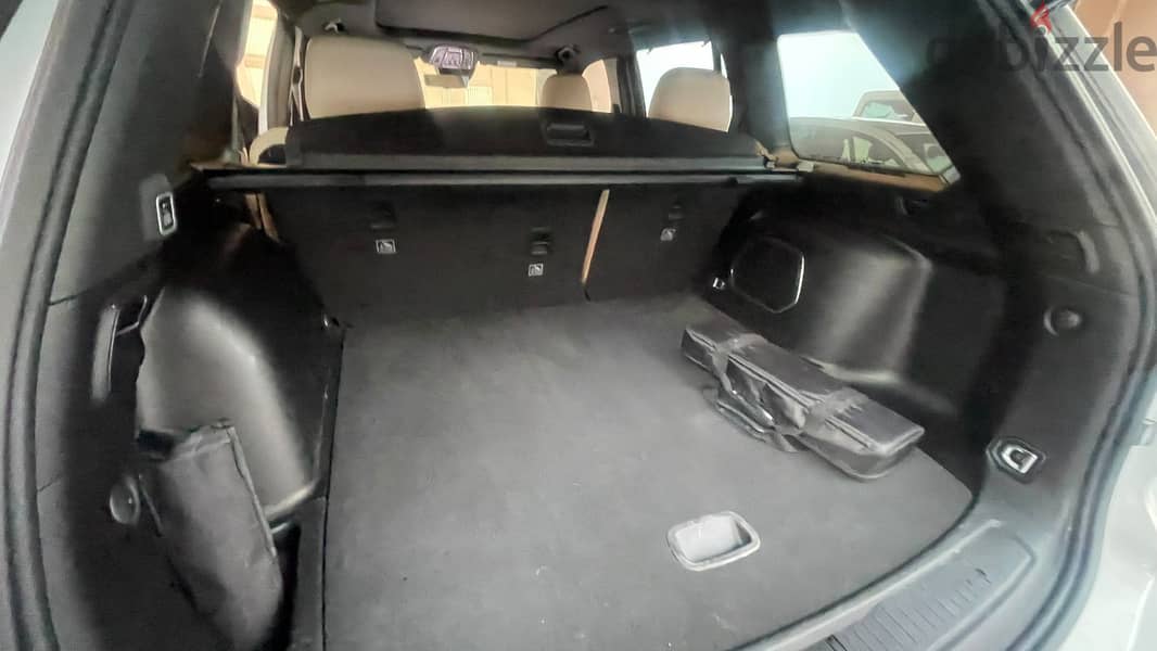 Jeep Grand Cherokee 2023 14