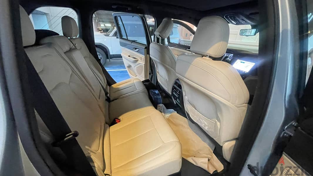Jeep Grand Cherokee 2023 15