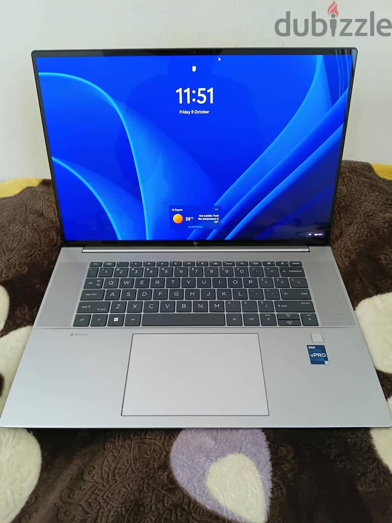 HP zbook studio G10 Core i9 13th generation 1tb nvme 5