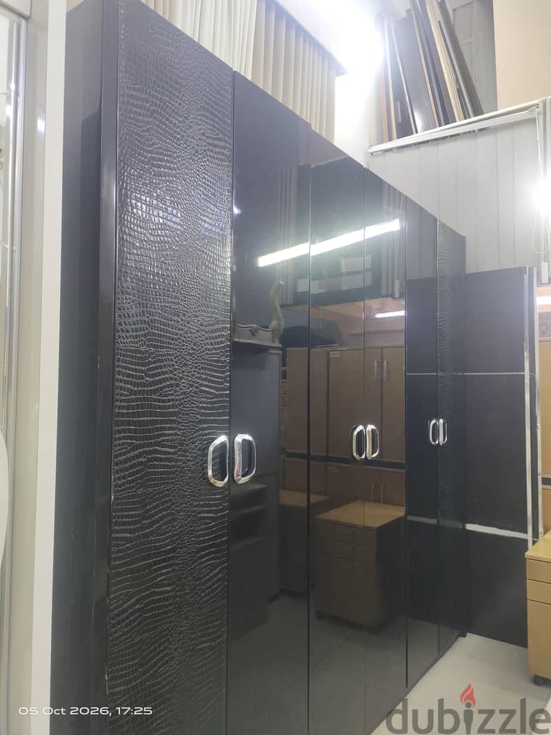 cupboard for sale excilent condition 3