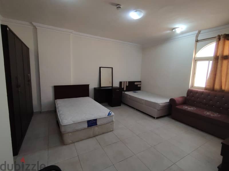 Executive bachelors rooms for rent 9