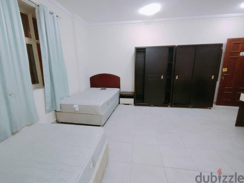 Executive bachelors rooms for rent 12