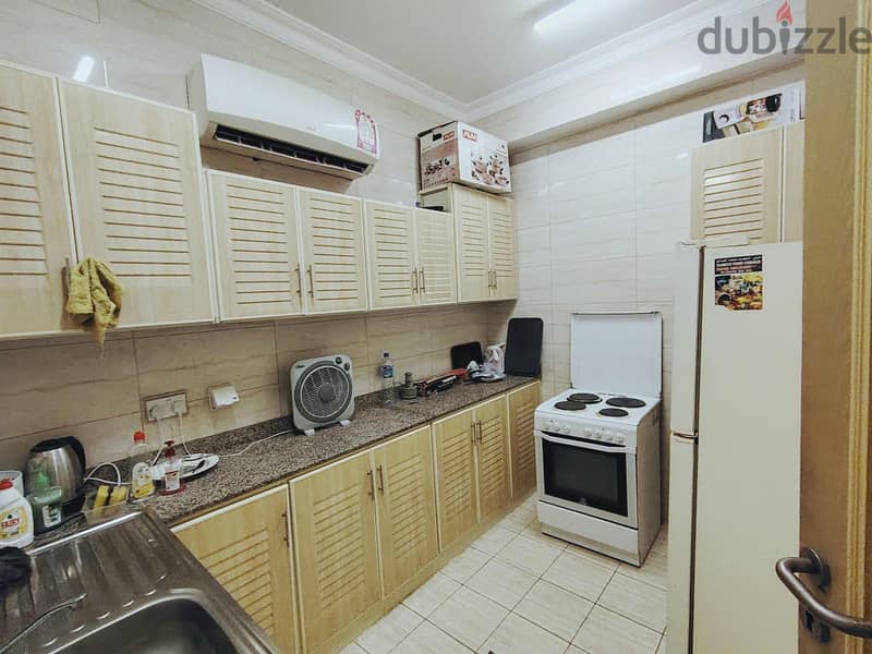 Executive bachelors rooms for rent 19