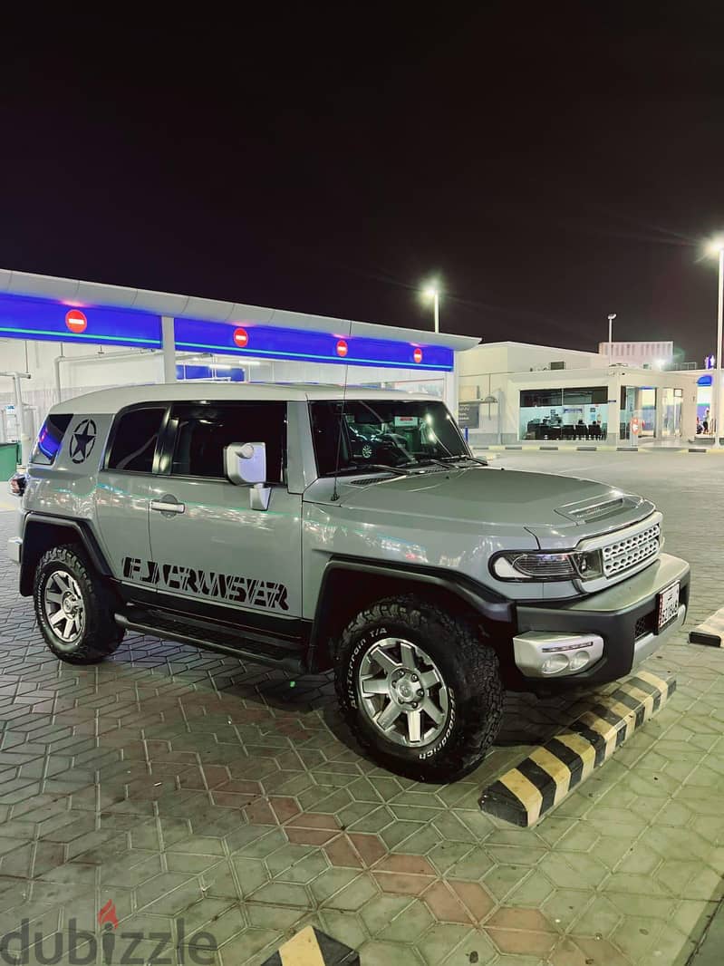 Toyota FJ Cruiser 2015 1