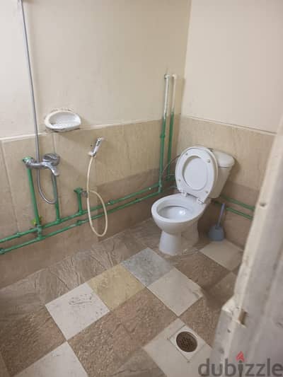 STUDIO ROOM BEHIND OLD RETAIL MART. AL WAKRAH.