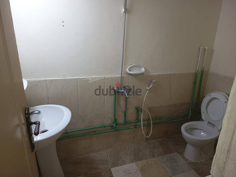 STUDIO ROOM BEHIND OLD RETAIL MART. AL WAKRAH. 1