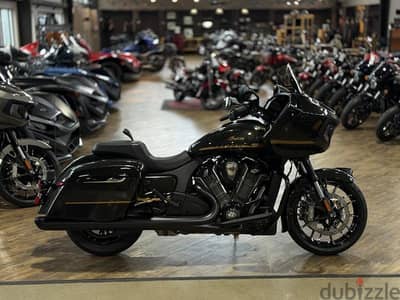 2026 Indian Motorcycle® Challenger® Dark Horse® 112 Black Crystal